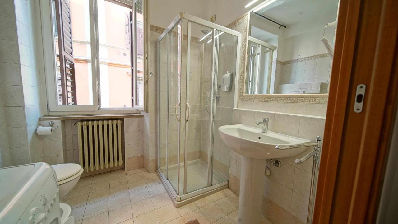 Destiny Home 2 Verona Piazza Isolo Luaran gambar